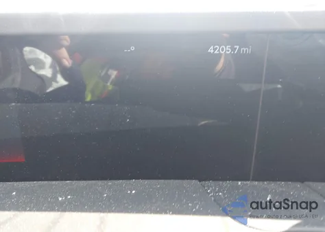 2025 Lincoln Nautilus Premiere z USA, uszkodzony, nr VIN 5LMPJ8JA8SJ957709